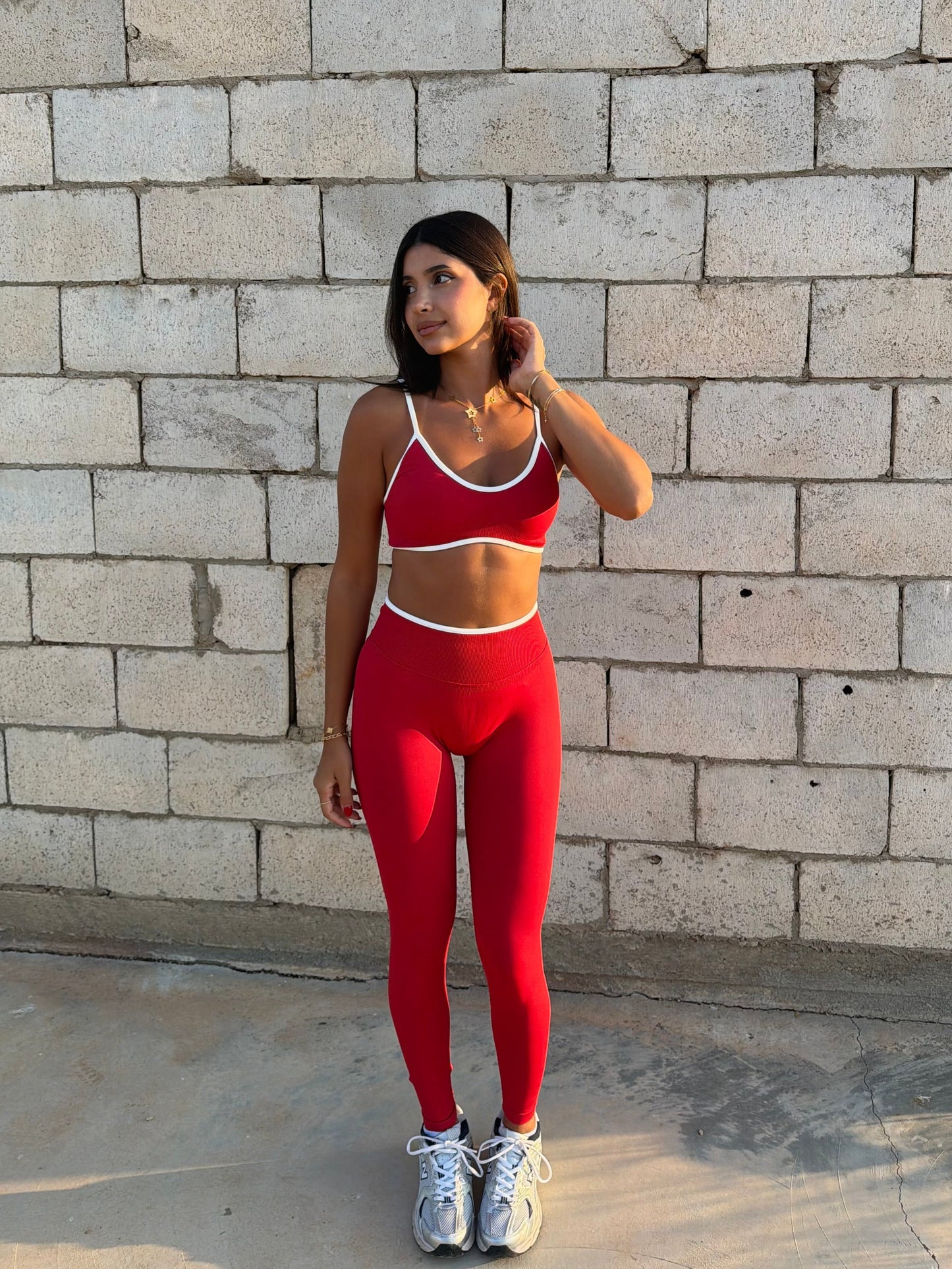 Shape set in red